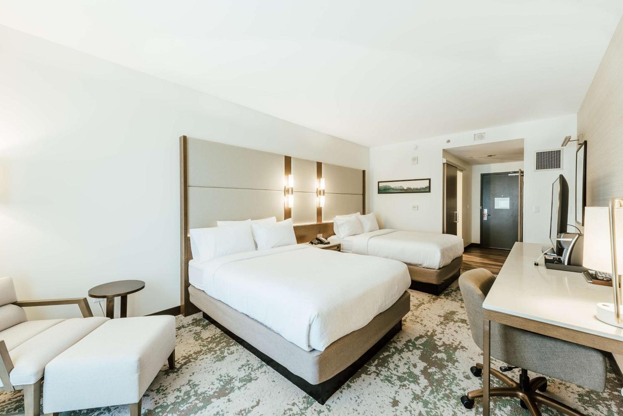 Premium Queen Room with Two Queen Beds