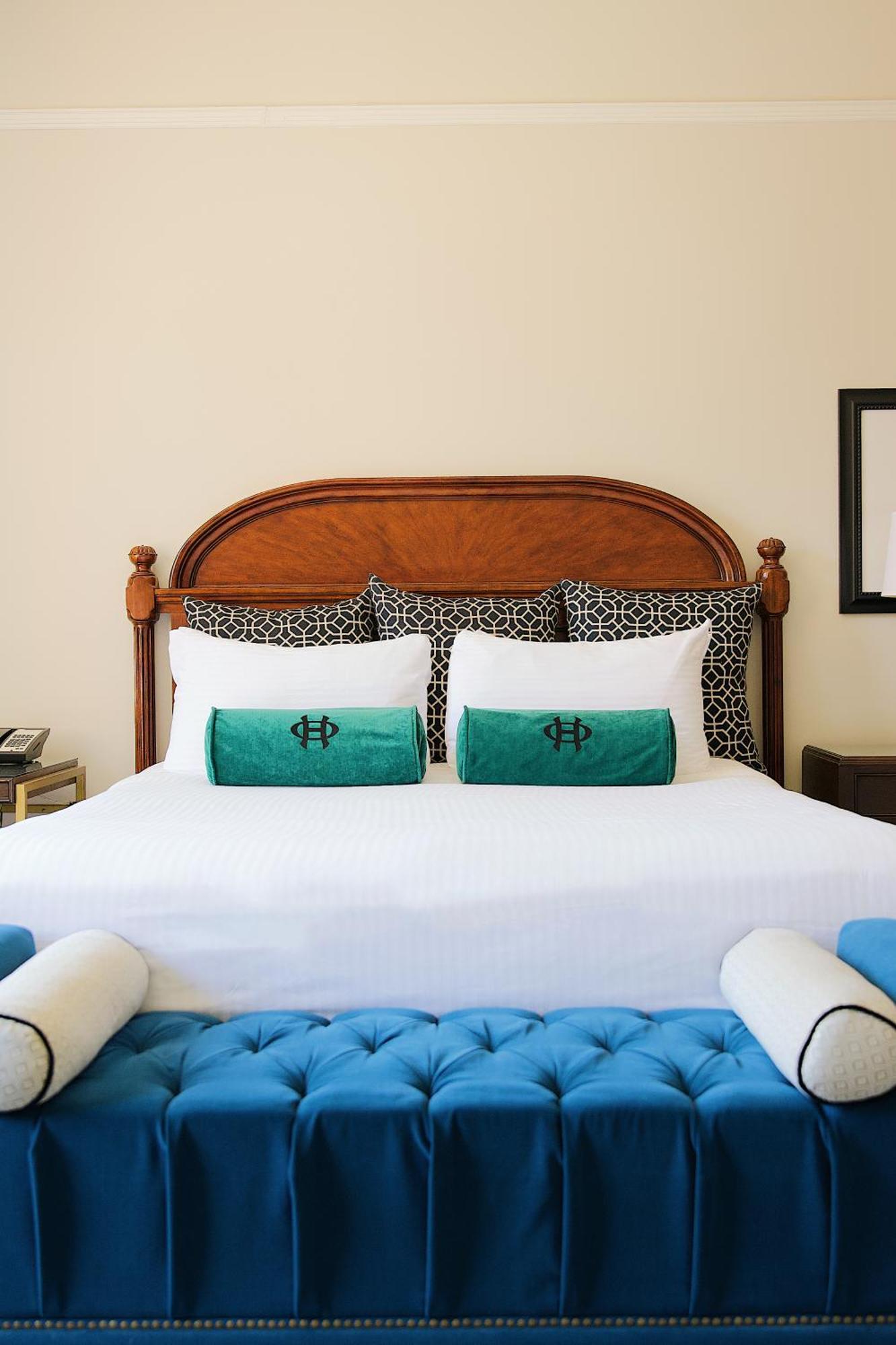 Deluxe King Room