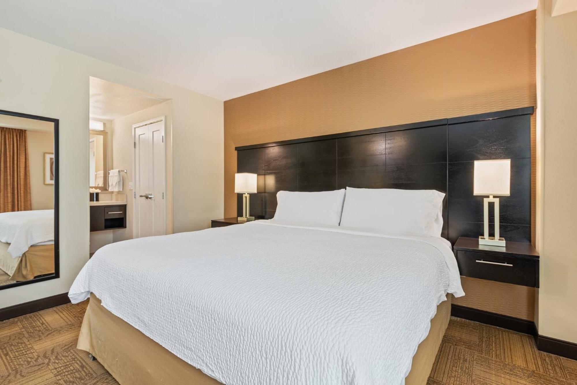 King Studio Suite