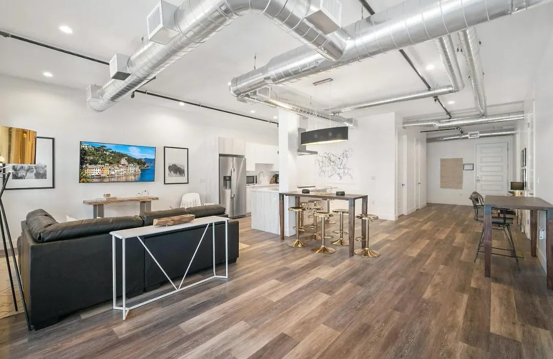 Rino Art Lofts - Urban Cowboy Loft! Skyline Views!-1