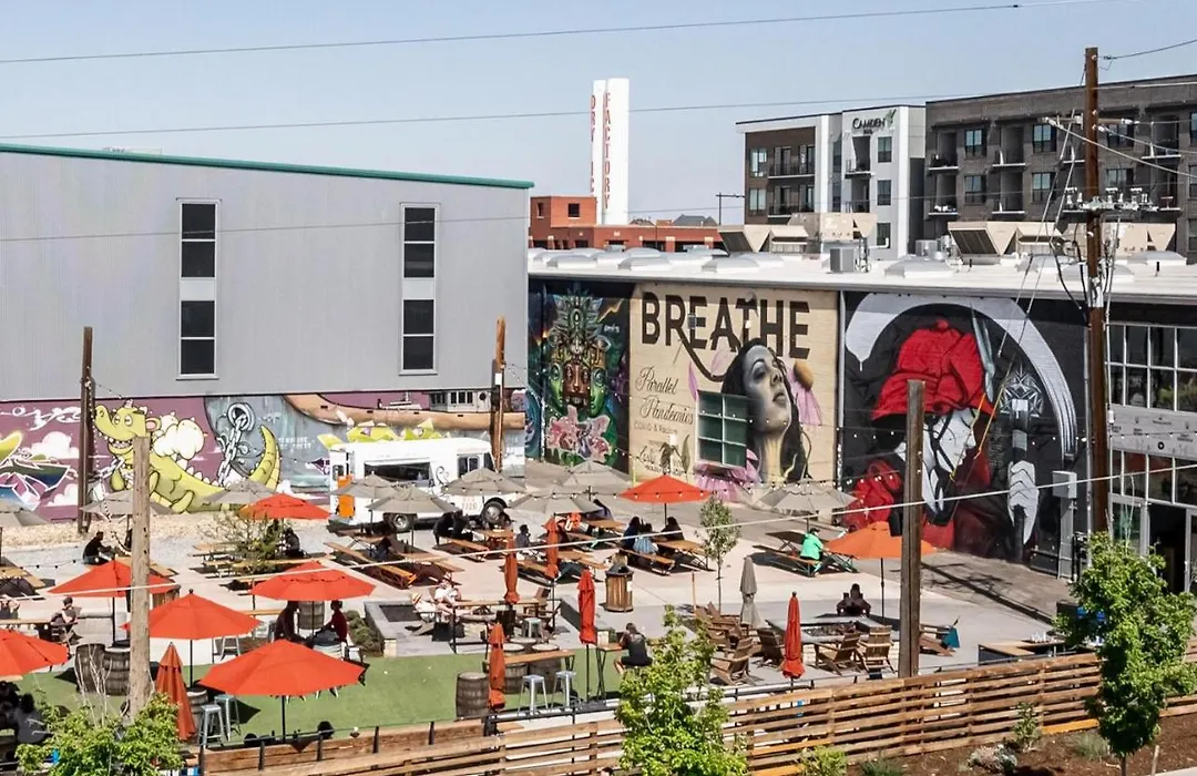 Rino Art Lofts - Modern Rustic Oasis - Sleeps 4!-1