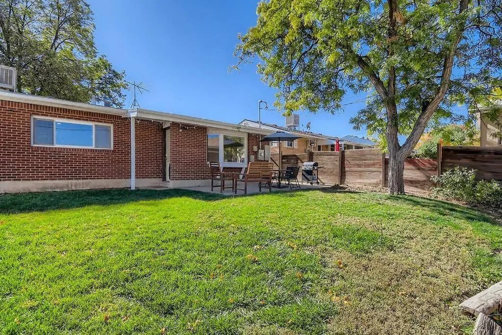 Denver Home Base Central Location 5Br 3Ba-1