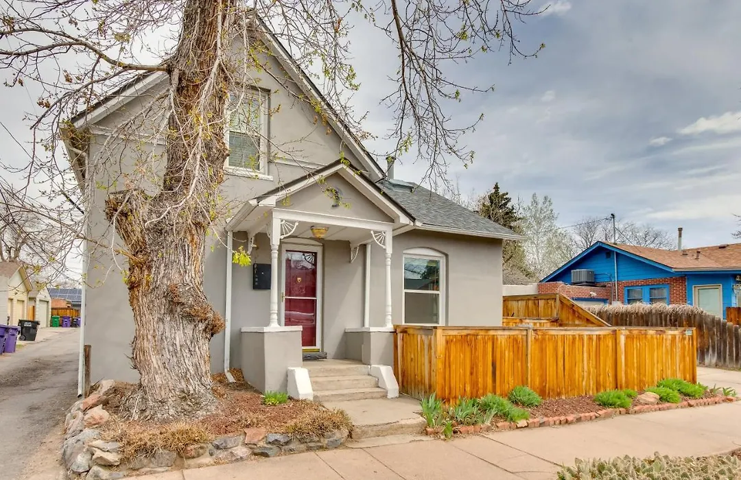 Platt Park Studio W/ Patio: Walkable Location!-1