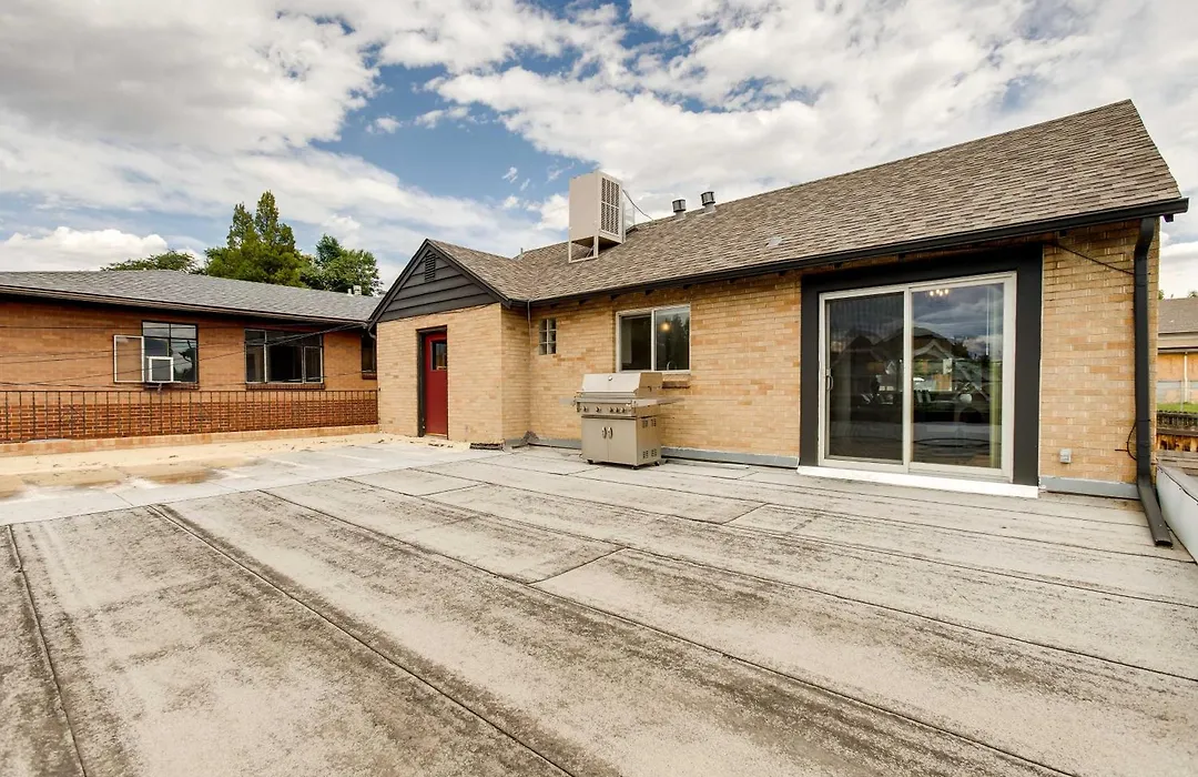 3 Mi To Denver Zoo Cherry Creek Duplex!-1