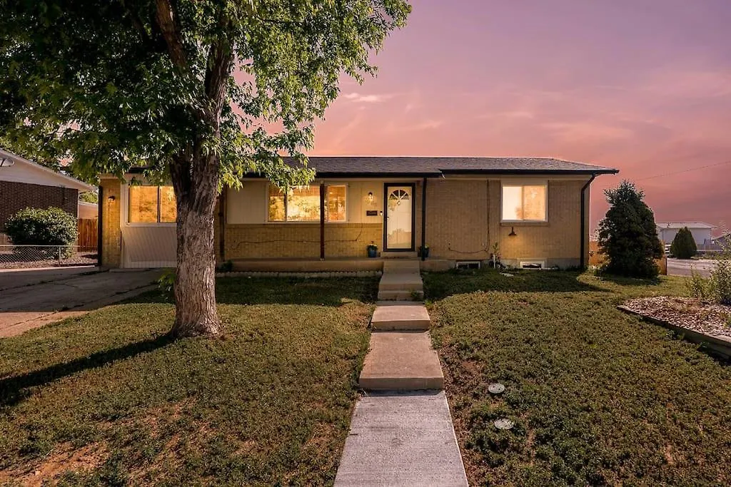 New: Tulum Oasis In Denver W/ Hot Tub & Games-1