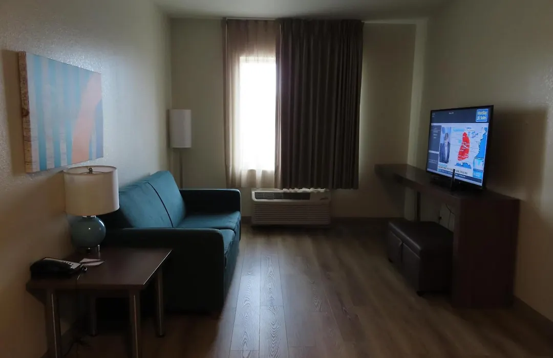 Mainstay Suites Denver International Airport-1