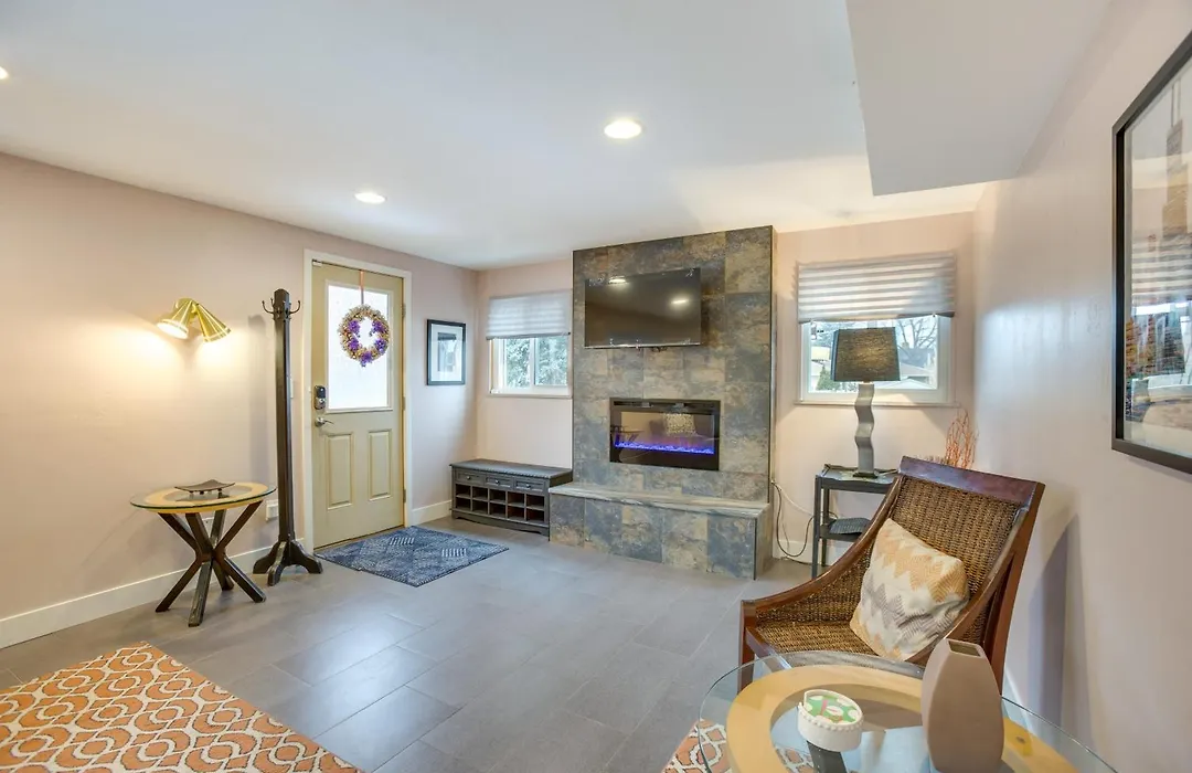 9 Mi To Dtwn: Quiet South Denver Apartment-1