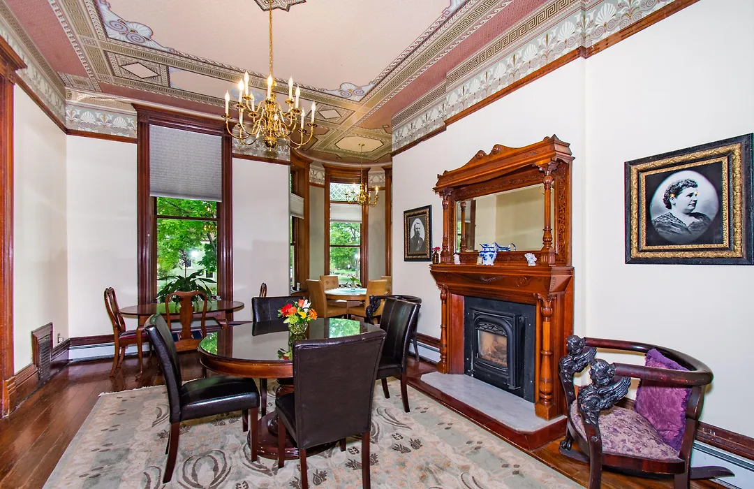 Lumber Baron Inn And Gardens-1