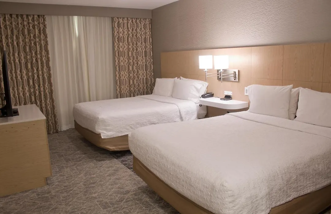 Hampton Inn & Suites Denver-Speer Boulevard-1