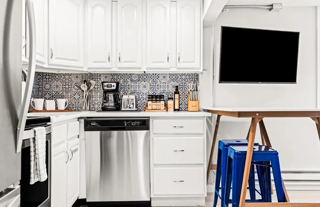 Contemporary Finishes - Studio Apt - Sloans Lake-1