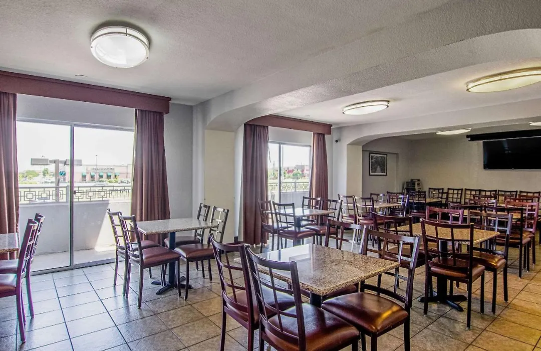 Quality Inn & Suites Denver Stapleton-1