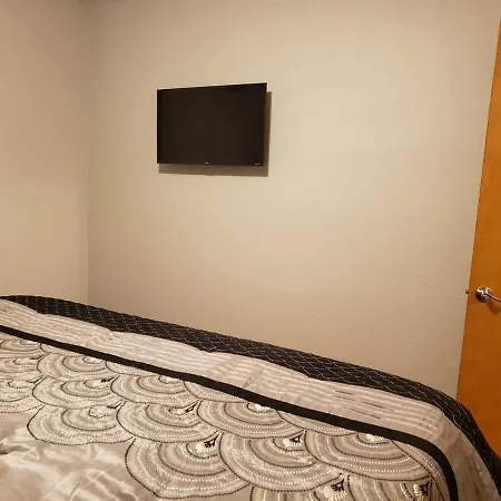 Heart Of Denver*Sleeps 10-3