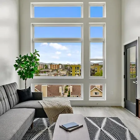 Modern Eclectic Penthouse Loft - Zuni Lofts-2