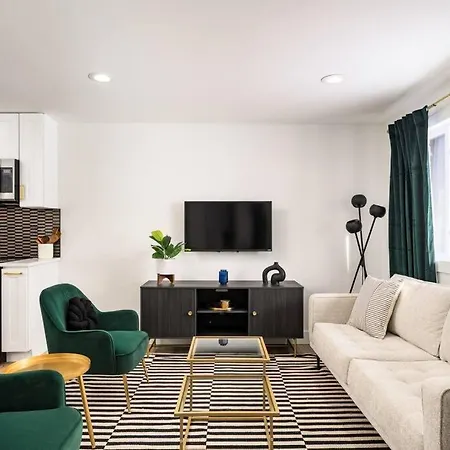 Stylish 5Br Home W/ Fire Pit! 15 Mins To Dt Denver-2