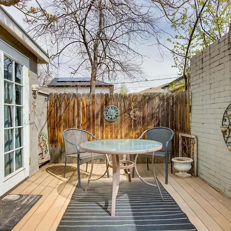 Platt Park Studio W/ Patio: Walkable Location!-2
