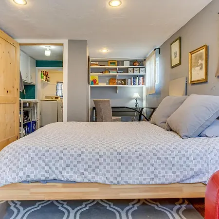 Platt Park Studio W/ Patio: Walkable Location!-3