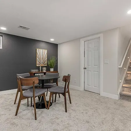 Mile Hi: Amenities Galore-3