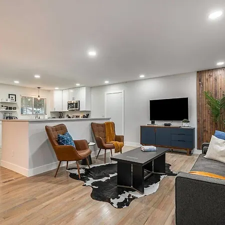 Mile Hi: Amenities Galore-2