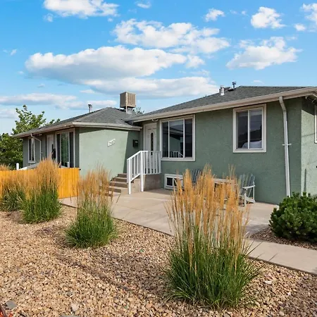 Apt Close To Empower Field Pepsi Center & More-2