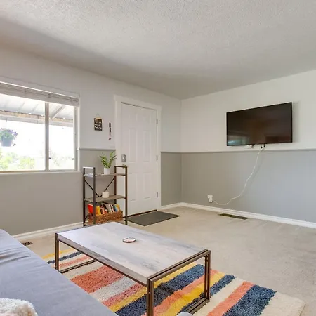 Vibrant Denver Vacation Rental 2 Mi To Ball Arena!-2