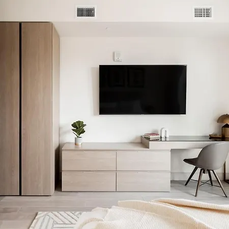 Brand New Condo - Walk To Empower Stadium - Tesoro-3