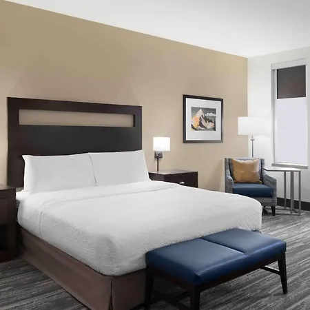 Hampton Inn & Suites Denver Downtown Convention Center-2