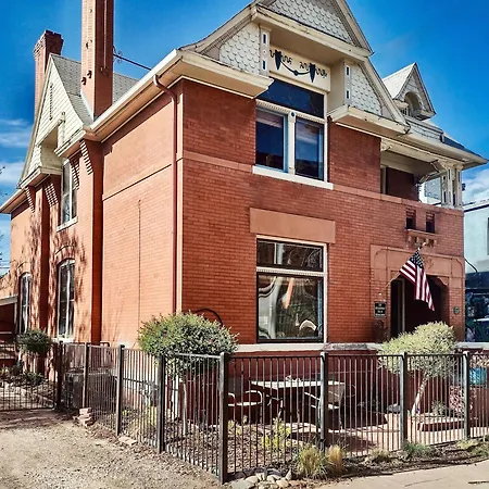 Off Broadway B & B-3