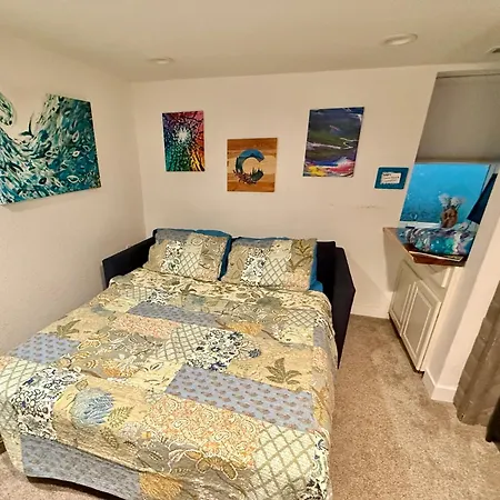 Artsy Platt Park Apartment Guest Suite For 4, Quick Mountain Access!-3