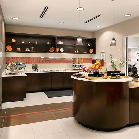 Hilton Garden Inn Denver/Cherry Creek-3