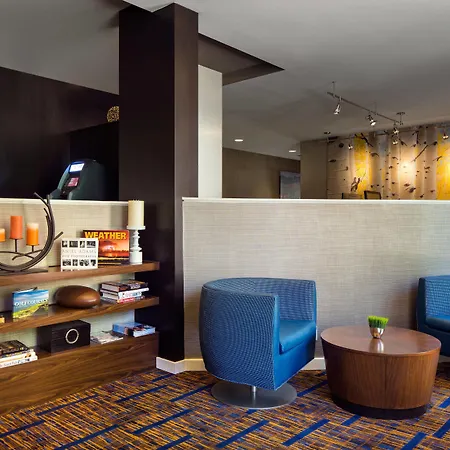 Courtyard By Marriott Denver Central Park-3