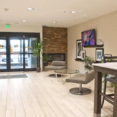 Hampton Inn & Suites Denver-Speer Boulevard-3