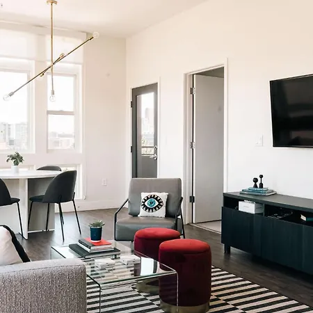 A Luxe Point Of View - Pet-Friendly - Zuni Lofts-3