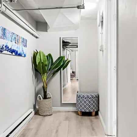Contemporary Finishes - Studio Apt - Sloans Lake-2