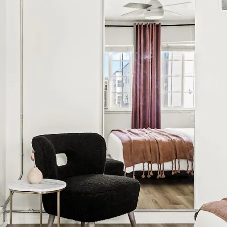 Modern Comfort - King Beds - Walk To Sloans Lake-2