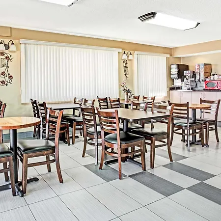 Knights Inn Aurora-3